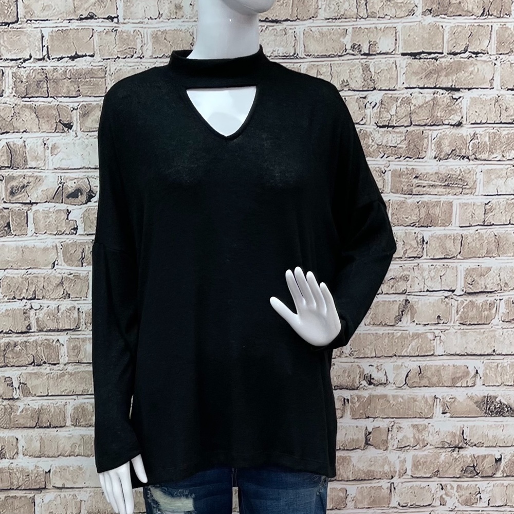 Cut out Black Swing Sweater